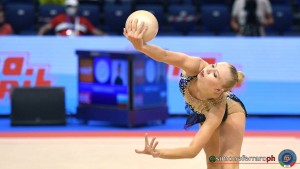 moustafaeva kseniya fra foto simone ferraro sfa 3745 copia